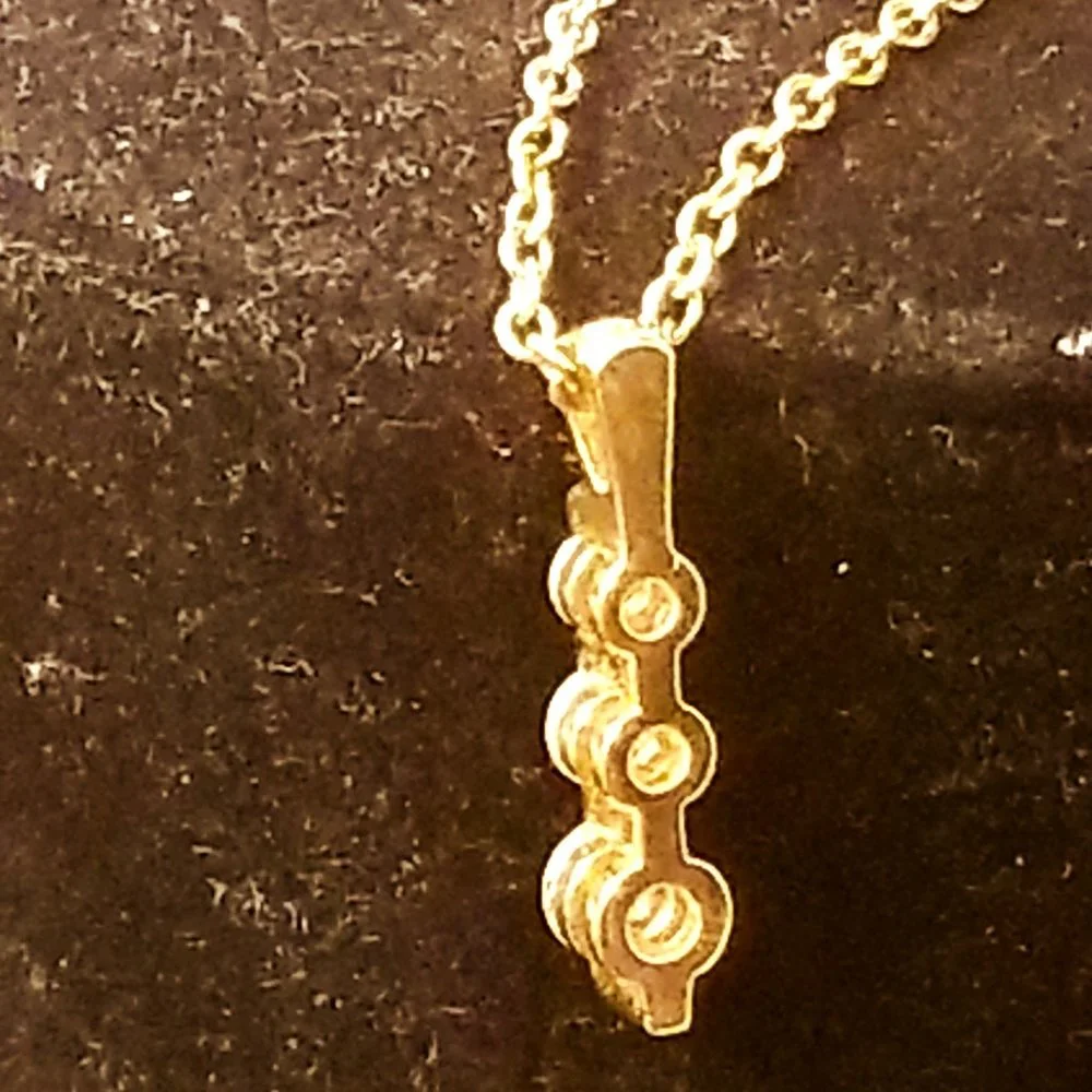 MAYORS BIRKS .50 TRIOLOGY 3 ROUND DIAMOND SOLITAIRE 18k CHAIN PENDANT NECKLACE